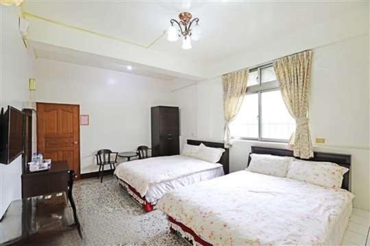 Plum Inn 2 Чичи Экстерьер фото