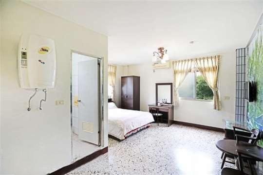 Plum Inn 2 Чичи Экстерьер фото